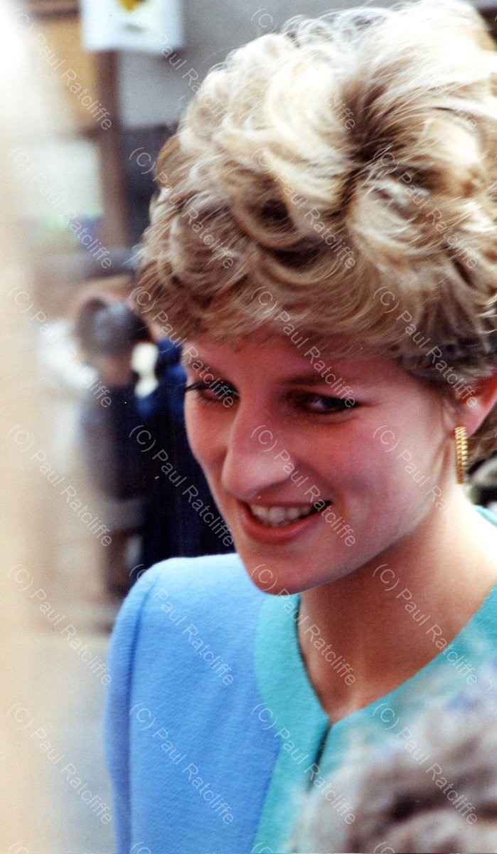 RoyaltybyPaul's tweet photo. Diana, Princess of Wales also accompanied the Prince that day. She went on a walkabout in the city centre. ''It helps to be tall doesn't it' she said as we shook hands over a sea of tall heads!! #BackoftheCrowd https://t.co/X76wRwphYI