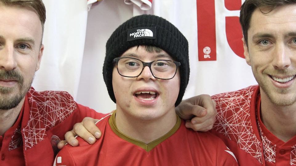 Ace Garage Doors Herts tweet media