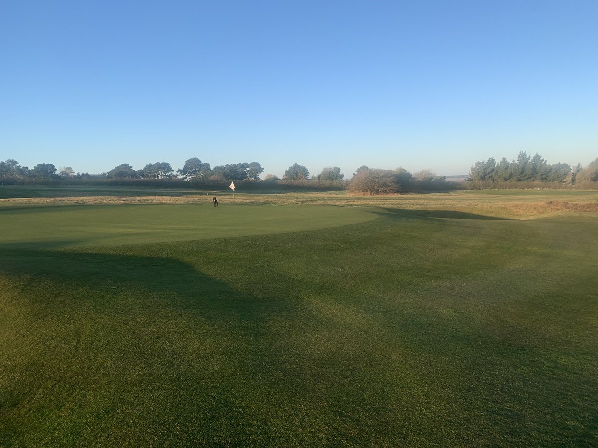 UK Seniors at Aldeburgh GC for two days. Really pleased with the golf course for the time of year. A steady 10ft on the stimp meter this morning.