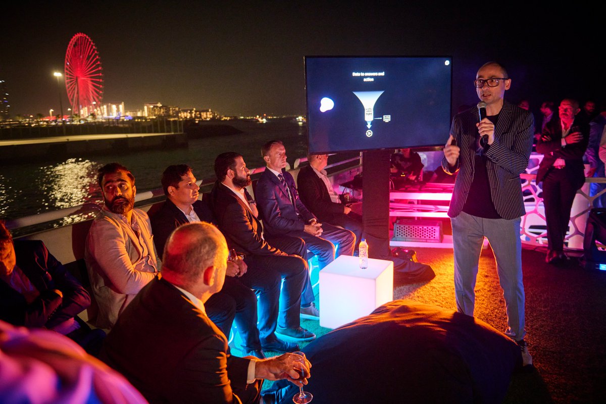 rickmmcc's tweet photo. Celebrating the launch of our first @Dynatrace office in the UAE! We are expanding our presence in the Middle East to meet regional demand for software intelligence and help the region’s largest leading organizations accelerate digital transformation. https://t.co/gE6JhGYOPE