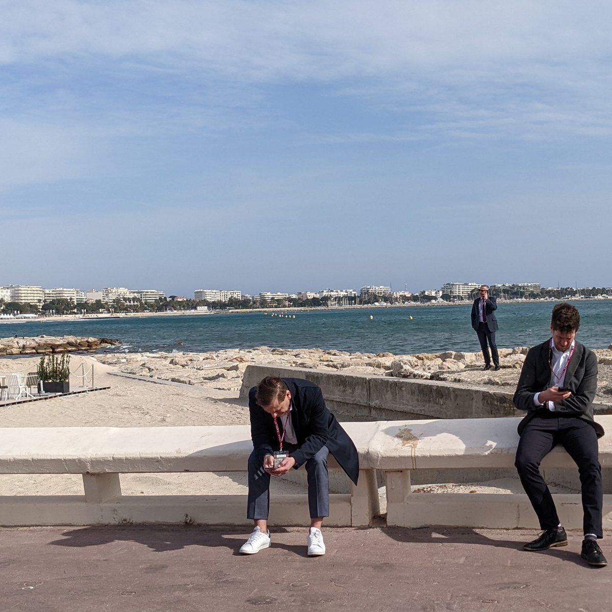 Alix Derouin tweet media