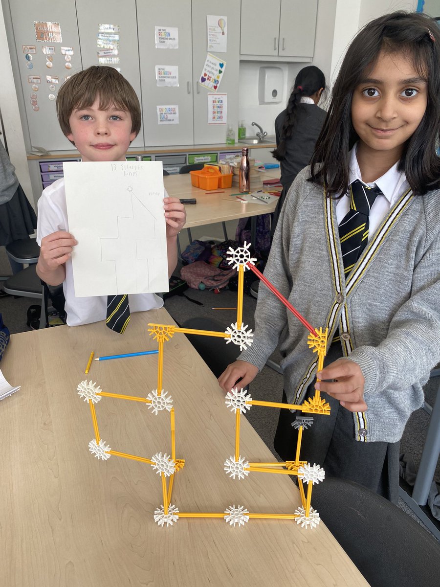 stclarespserc's tweet image. Awesome Architects in p4b. #ERCSTEM ⭐️