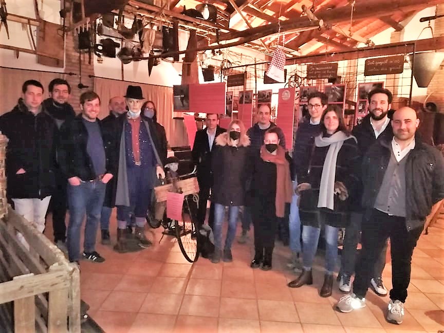 Anga_Mn's tweet photo. Consiglio provinciale nella splendida location dell'Az. Agrituristica Corte Valle San Martino
Vi consigliamo di provare la loro cucina e di visitare lo splendido museo della civiltà contadina, presente al primo piano della struttura 😉
#angamantova #noisiamoconfagricoltura https://t.co/eyisiAiOL0