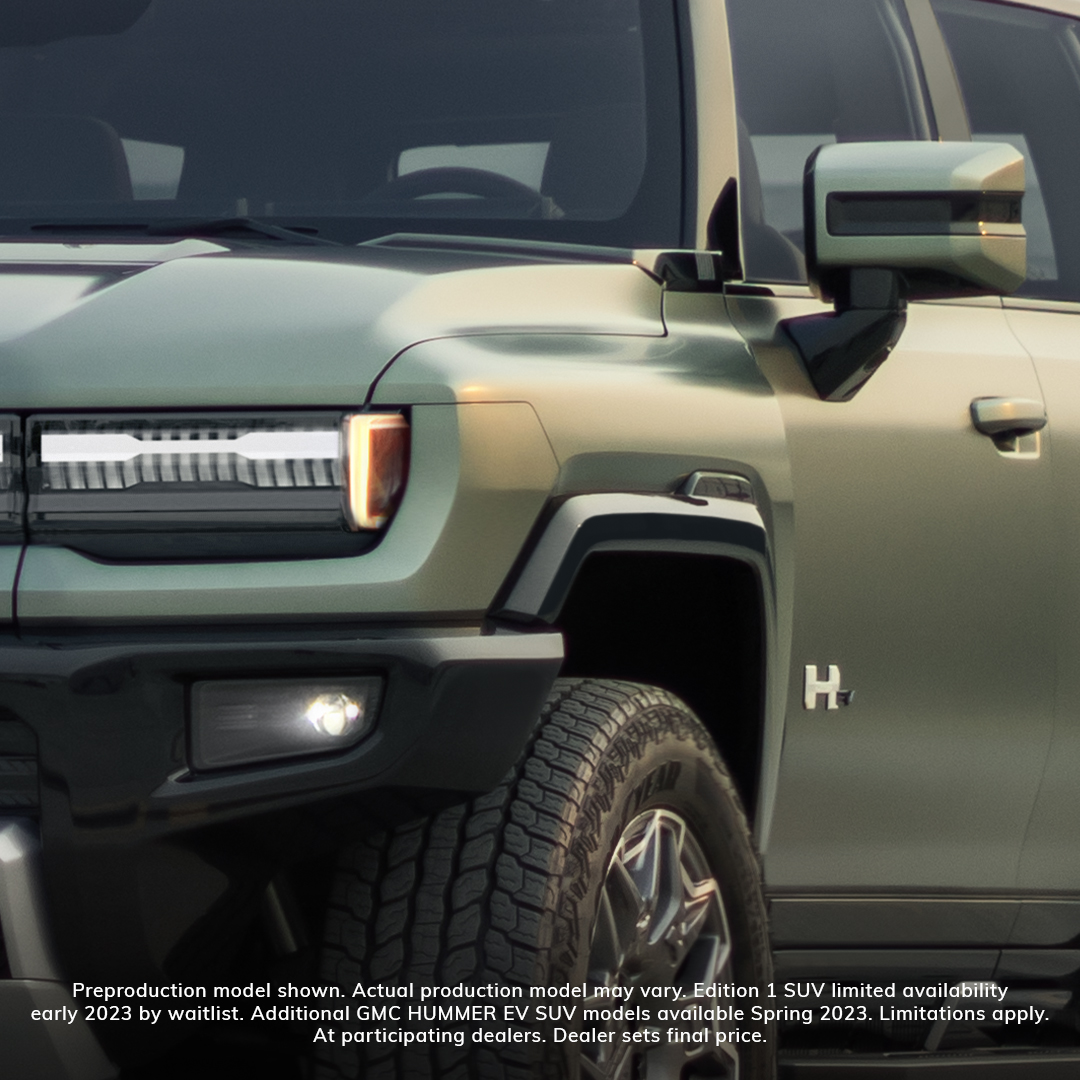 GMC's tweet photo. Otherworldly in more ways than one. The #GMCHummerEV SUV with Lunar inspired details. 

Reserve yours at https://t.co/TRfHNTDOV5 https://t.co/SFR3K3gOQ1