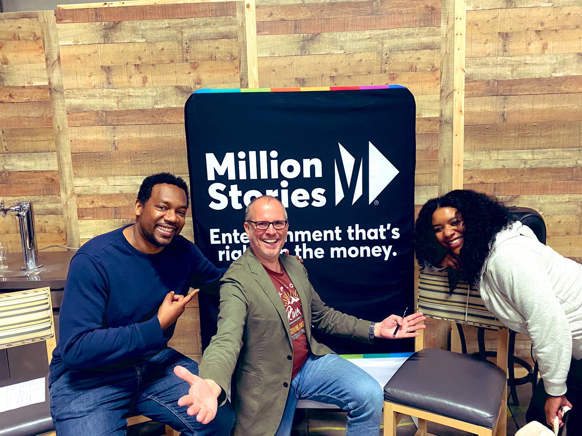 the prompt from the nice gentleman who took this pic was, “show me your fun face!” immediately followed by “…not that one.” 

😂😆 fun crew yesternight <a href="/AverageJoeMoney/">Joe Saul-Sehy</a> (cc: @EmilyGuyBirken) #STACKED