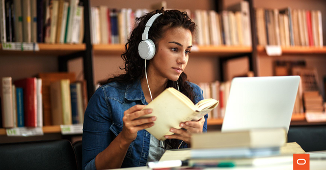 Loic_Le_Mee's tweet photo. Join @OracleCloudHCM Talk Radio to hear Sherri Bartels, Oracle Cloud HCM Product Strategy Director, talk about how their solutions can provide an exceptional work experience with greater accessibility and usability for the deskless #workforce. https://t.co/6doAGMpiok https://t.co/QVYRcE5VJK