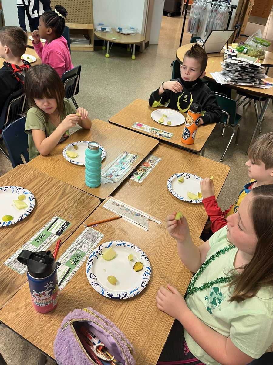 Mrs_Hamilton1st's tweet photo. Green food tasting to write our opinion of the best green food. #apples #grapes #celery #pickles #lime @WindsorFarmES which do you think is the best? https://t.co/G0qWbMM6TZ