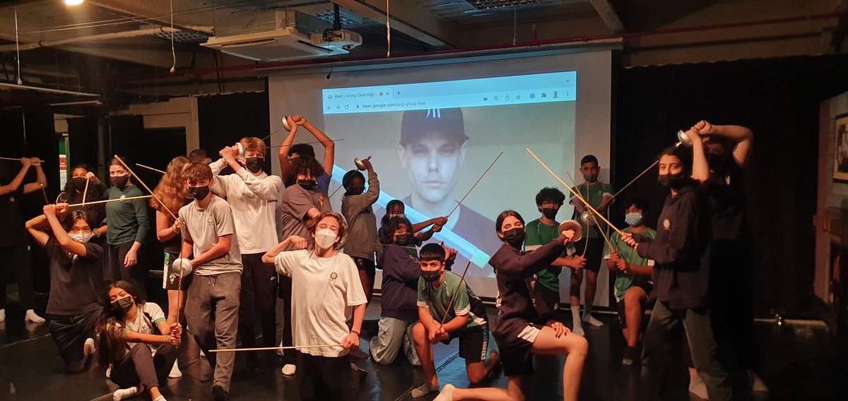An Awesome week learning Stage and Sword Combat with @JonathanHolby thanks to the <a href="/acsabudhabi/">ACS Abu Dhabi</a> office of learning for the Guest Artist grant! #ACSlearns #iamACS #ACSabudhabi