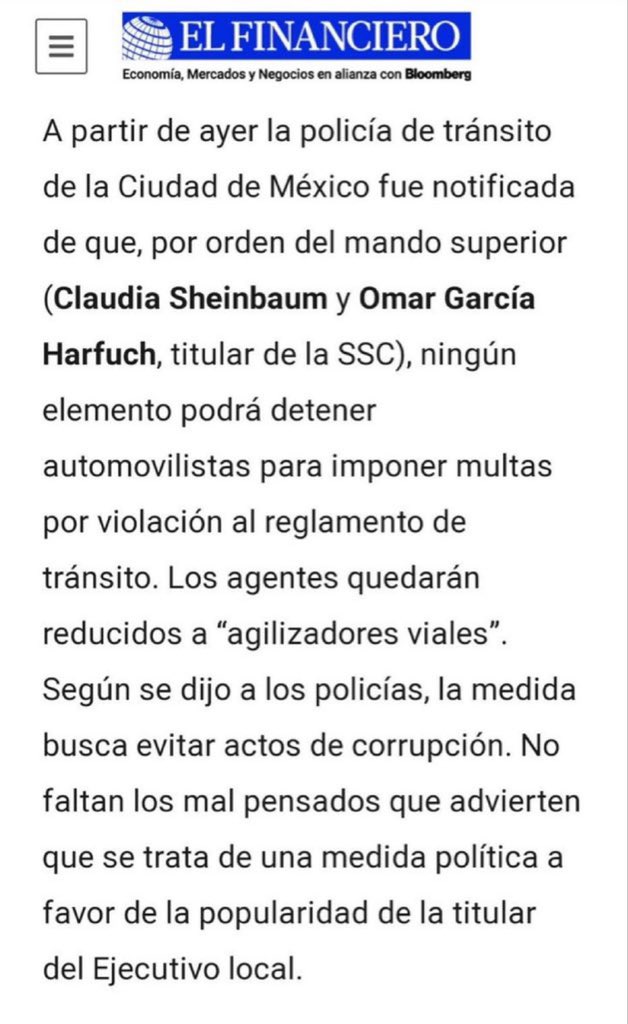 Polis Posando tweet media