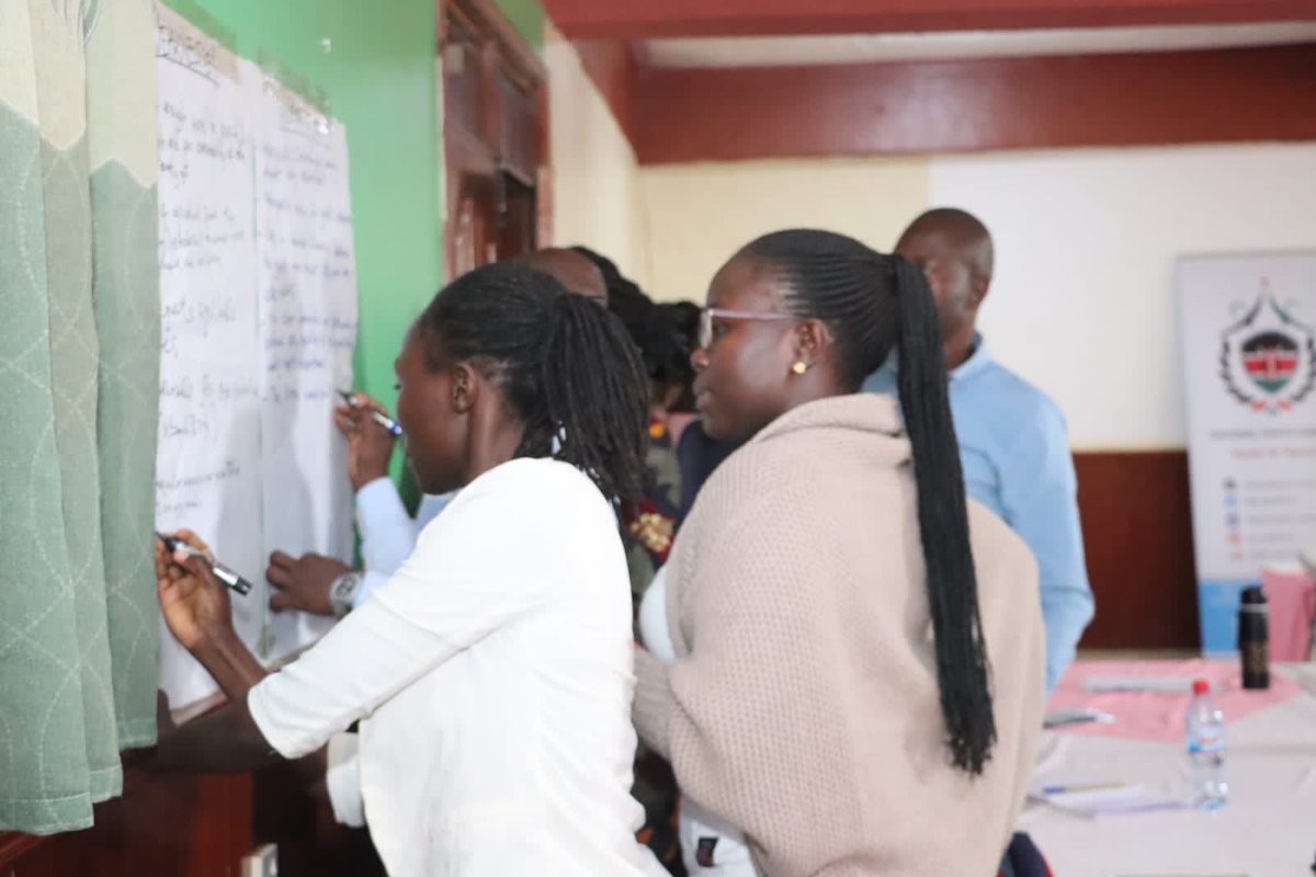 NYC_YouthVoice's tweet photo. @040County Youth engaged actively in SWOT analysis that will play a critical role in the implementation of Busia Youth Policy.
@UNDPKenya
@RoySasaka
@ViridianaWasike
#DeepingDevolution
#NYCFursaMashinani https://t.co/3AEzPmIb29