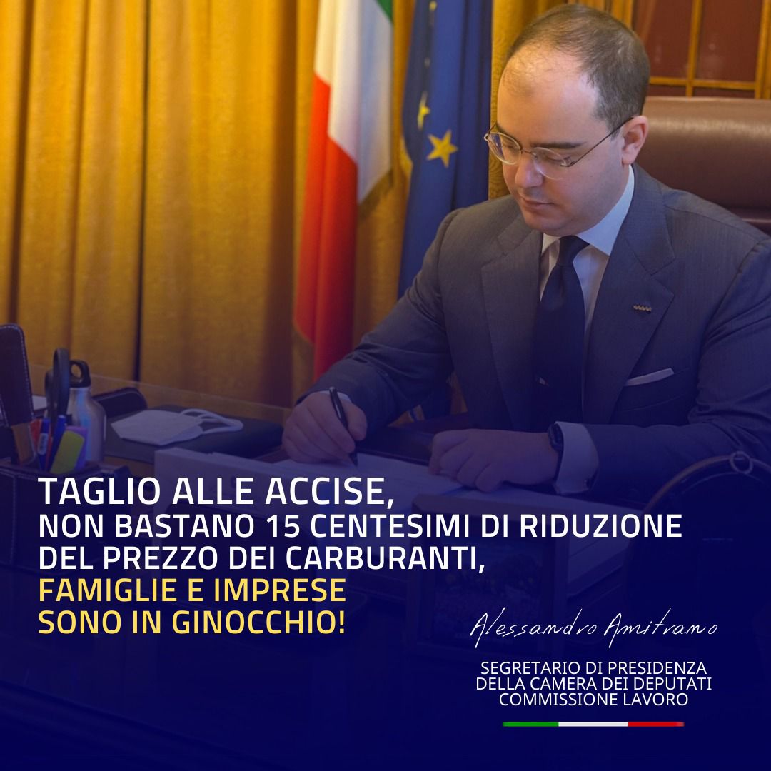 AleAmitrano's tweet photo. Il #prezzo della #benzina ha raggiunto livelli #inaccettabili. Il #governo ha appena annunciato un mini #taglio delle #accise sui #carburanti, che equivarranno a circa 15 #centesimi sul prezzo finale. Non basta! Mi batteró affinchè si faccia molto di più! #alessandroamitrano https://t.co/xjE2mwLa88
