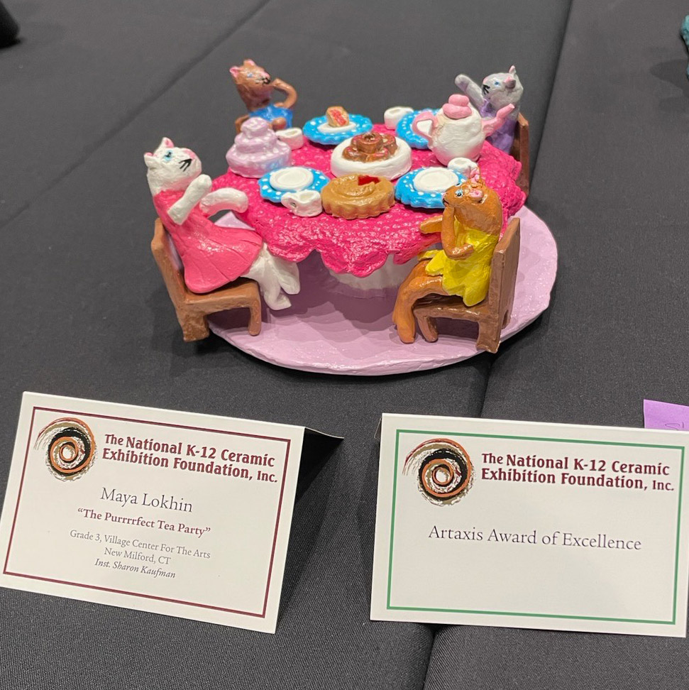artaxis_org's tweet photo. We are thrilled to announce this year’s recipient of the K-12 Artaxis Award for Excellence, Maya Lokhin! Maya is a 3rd grader from Village Center for the Arts in New Milford, CT. Her instructor is Sharon Kaufman. Maya’s work is titled, “The Purrrrfect Tea Party'' #artaxis #nceca https://t.co/emBJG6T3KK