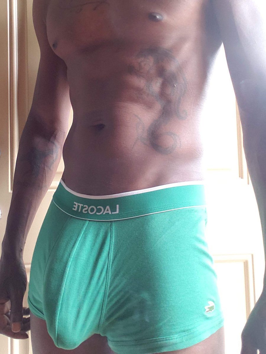 DiamondD303xxx's tweet photo. Something green today,right?? https://t.co/XRLAWG7YKo