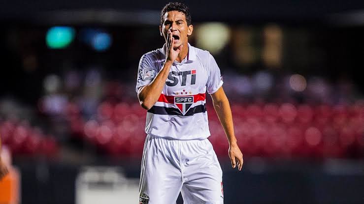 spfcestatistica's tweet photo. 🇾🇪🅰️🔥 Os 10 maiores garçons do São Paulo no século 21:

🥇 Jorge Wagner [56]
2️⃣ Paulo Henrique Ganso [49]
2️⃣ Souza [49]
4️⃣ Dagoberto [44]
4️⃣ Luis Fabiano [44]
6️⃣ Cicinho [41]
7️⃣ Hernanes [38]
8️⃣ Kaká [37]
9️⃣ REINALDO [36]
🔟 Osvaldo [32] https://t.co/Y1cvSnlIJ2
