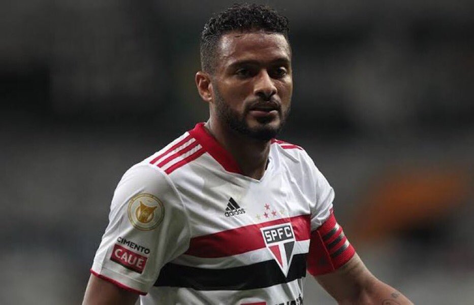spfcestatistica's tweet photo. 🇾🇪🅰️🔥 Os 10 maiores garçons do São Paulo no século 21:

🥇 Jorge Wagner [56]
2️⃣ Paulo Henrique Ganso [49]
2️⃣ Souza [49]
4️⃣ Dagoberto [44]
4️⃣ Luis Fabiano [44]
6️⃣ Cicinho [41]
7️⃣ Hernanes [38]
8️⃣ Kaká [37]
9️⃣ REINALDO [36]
🔟 Osvaldo [32] https://t.co/Y1cvSnlIJ2