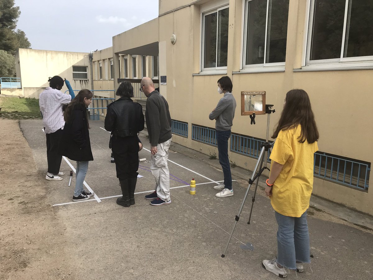 Nouvelle période, nouveau projet: Anamorphose. Projet collaboratif. La rencontre des maths et de l’art… <a href="/ESJ_Cordeille/">La Cordeille - Externat Saint Joseph</a> <a href="/LesMathsEnScene/">LES MATHS En SCENE #LMES</a> <a href="/AcademieNice/">Académie de Nice</a> <a href="/CroisonnierH/">Croisonnier Hélène</a> <a href="/JR_Arts_06/">JRarts J.Rouch</a>