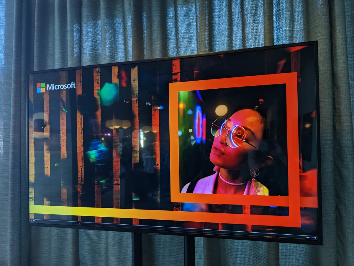 That's a wrap.... great IN PERSON experience at @SXSW. More on that soon.

In the meantime, thank you to <a href="/BenThePCGuy/">💯 Ben Rudolph 💯</a> &amp; Eric Wahlquist for your partnership &amp; these amazing designs to help curate just the right vibe at <a href="/NewDutchWave/">New Dutch Wave</a>  

Onward...