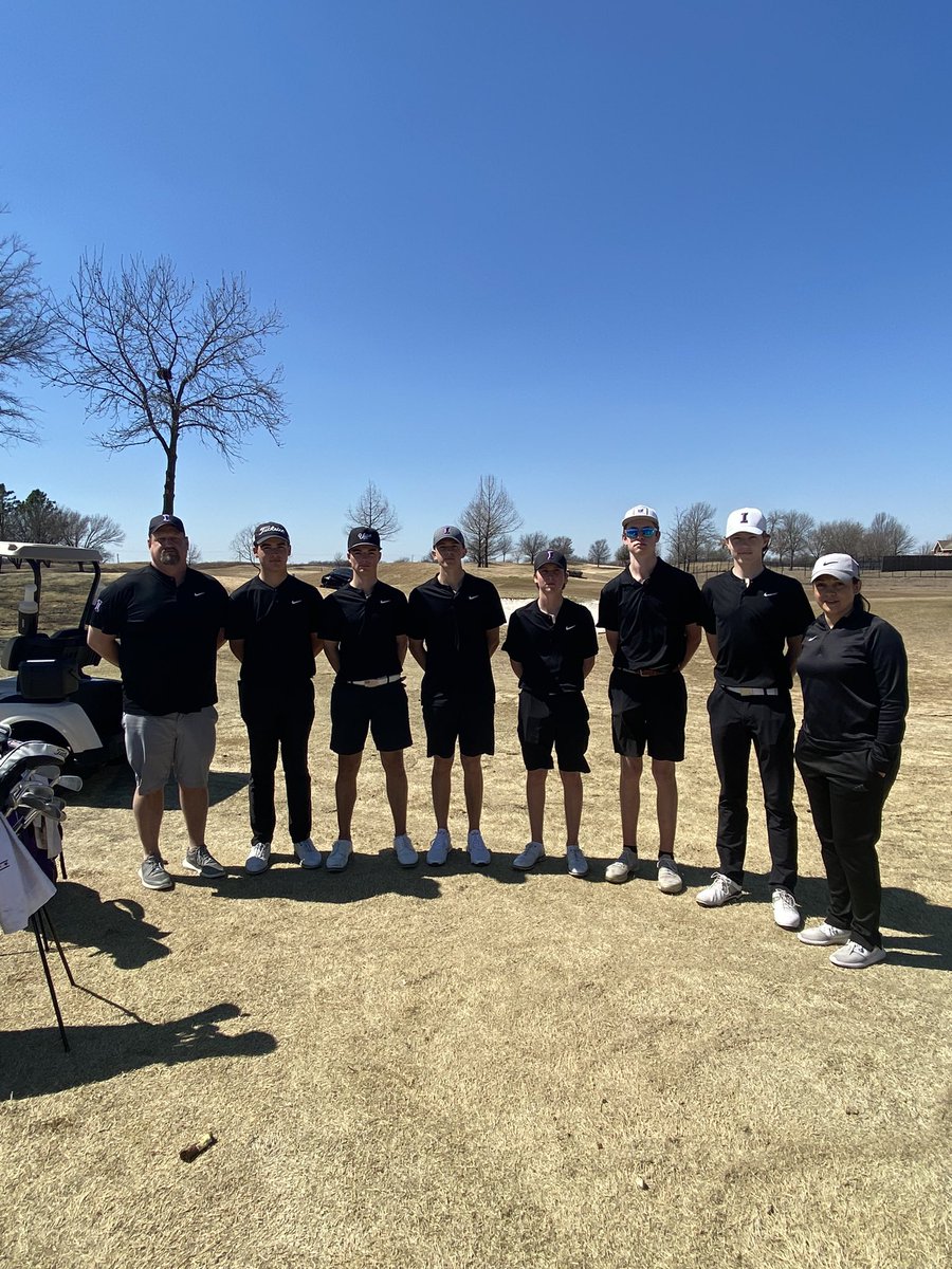 IHSKnightsGolf's tweet photo. Varsity Boys played yesterday @ Waterview GC in the RHS invitational and placed 1st as a team. Jaxon Copeland and Noah Hankinson finished 1st &amp; 2nd individually. Asher Sutton and Greyson Burch also finished in the Top 10 individually. Next Tour. will be Mon @ Firewheel Bridges. https://t.co/lL15vqaysE