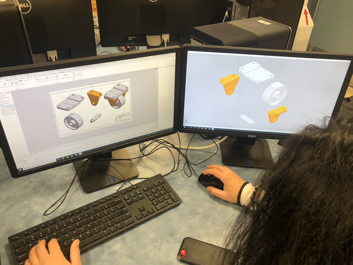 shsdrafting's tweet photo. Working on assemblies and animations #inventor #sislerhighschool https://t.co/fvZUfv5pmC
