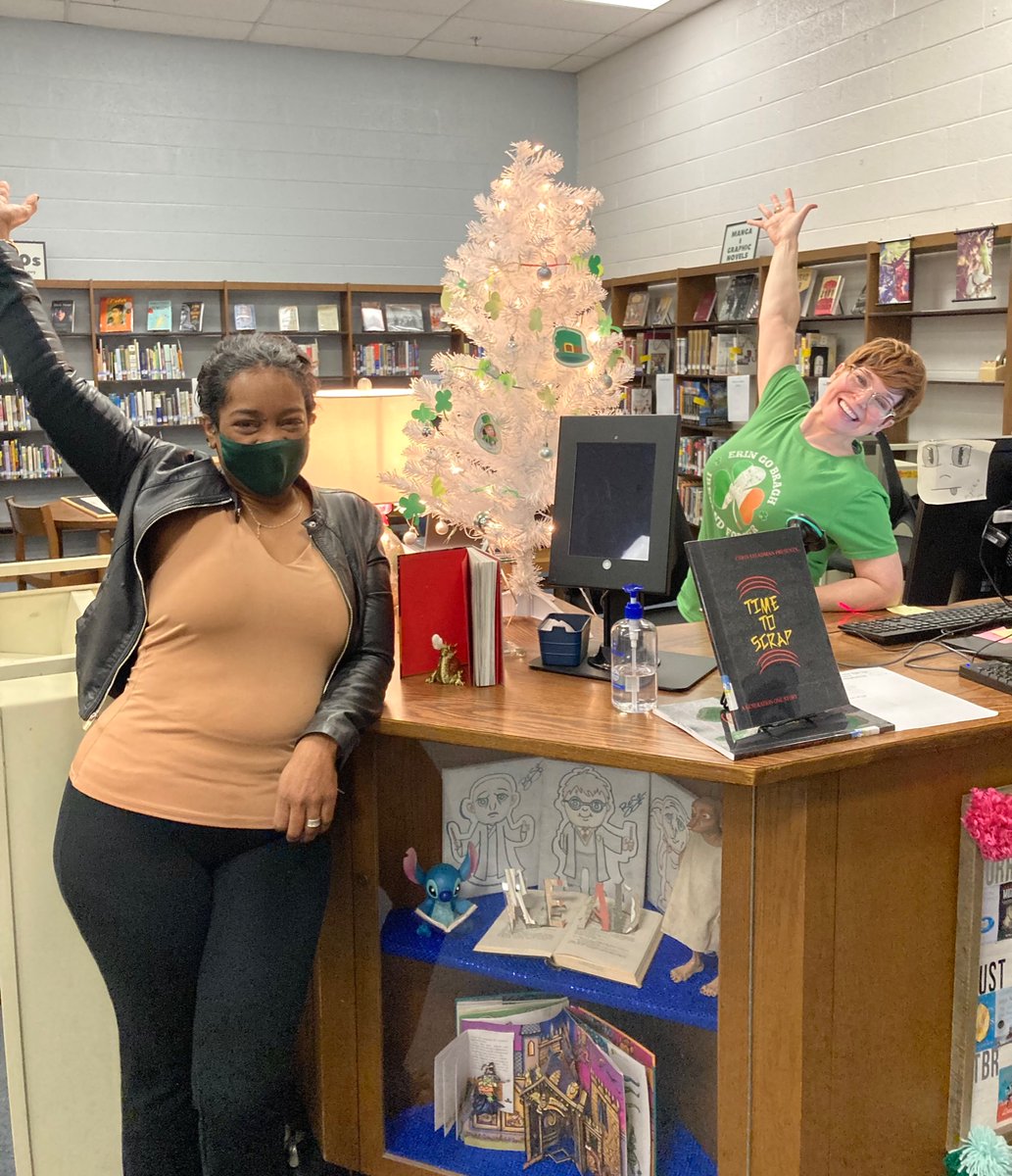 Mrs. Magloire finished the <a href="/LHSintheNews/">LaVergne High School</a> #luckylavergne Scavenger Hunt.