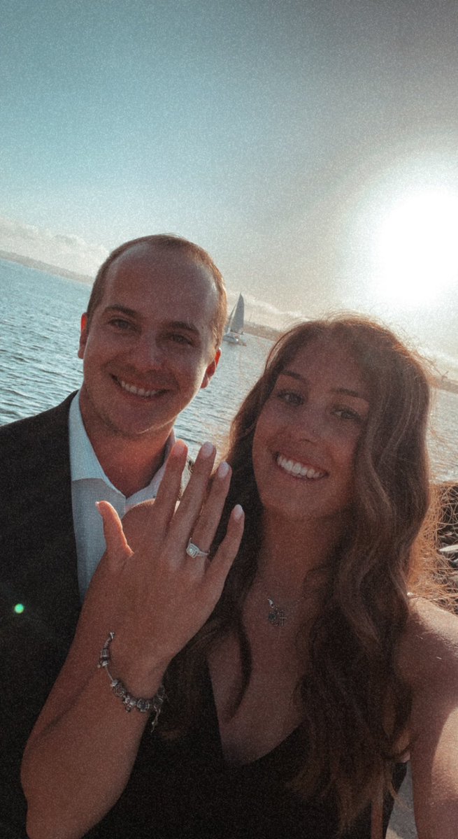 nicole_petrino's tweet photo. In case you missed it, I’m a FIANCÉ💍🤍 @Garysnail188 I can’t wait to spend the rest of my life with you. I love you endlessly

Also I have the best sister in the whole world. 🤩 https://t.co/PmXS42xrG0