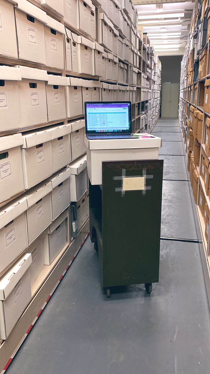 LauraBRomans's tweet photo. Why yes actually being an archivist IS glamorous and The Cart Desk™️ is proof. https://t.co/y0uJdhDCpx