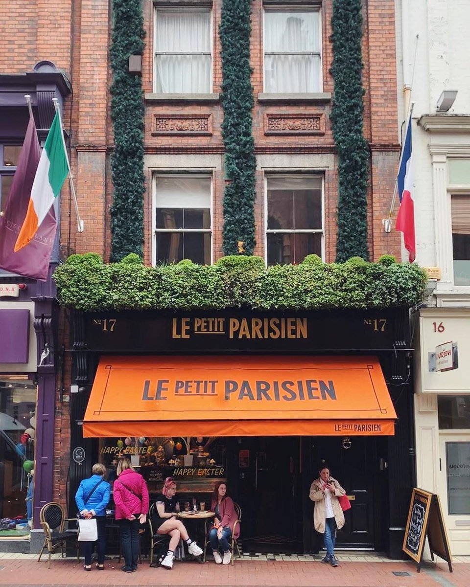 a community favorite (🇮🇪 + 🇫🇷) in honor of #StPatricksDay  captured and tagged #thefrancophiles by <a href="/KirstenAlana/">Kirsten p: kearstin, she/her</a>: instagram.com/p/CMdE48KBX14/