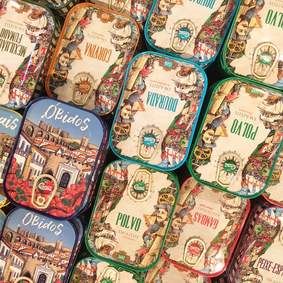 EUTravelMag's tweet photo. Portuguese Gold🏆
That's what you can buy in what is probably the prettiest shops in #Portugal.
#Comur has made art out of cans, and gold out of sardines. Never has canned goods looked so .. well, good!
Their beautiful shops are an homage to AND a celebration of @visitportugal! https://t.co/WK6bjnzNZV