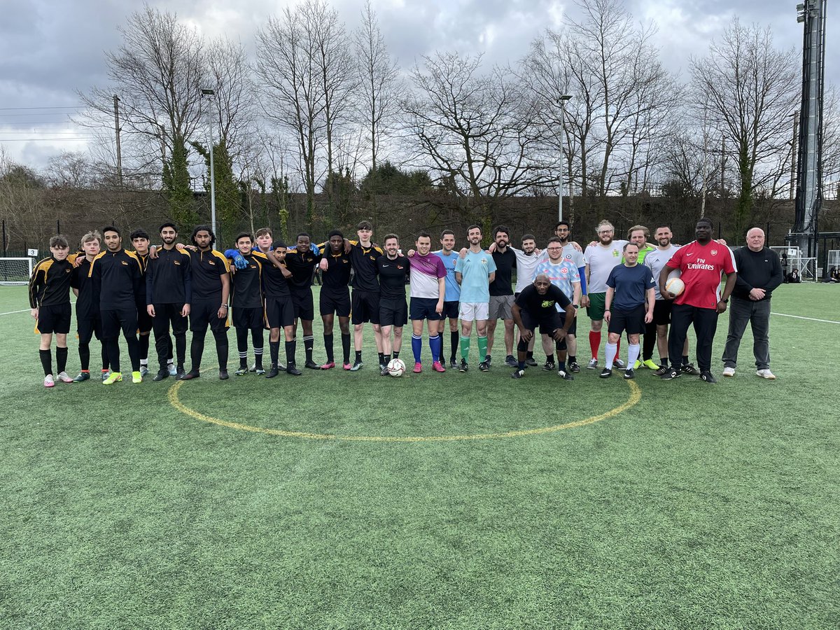 Team @MEACentral ALWAYS! Tonight we’re playing a staff vs Y11 students football match to raise money for the Red Cross appeal for #Ukraine 🇺🇦🧡