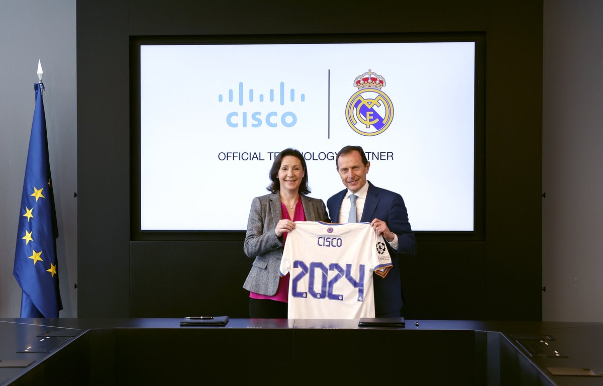 cisco_spain's tweet photo. 🏟  85.000 madridistas y visitantes compartirán sus #PasionesEnVivo en la que será la mayor red inalámbrica de Europa.

Nos complace anunciar esta alianza con el @realmadrid ➡️  https://t.co/Y41t3Vw5Lk

#RealMadrid #HalaMadrid https://t.co/3aSitI37FK