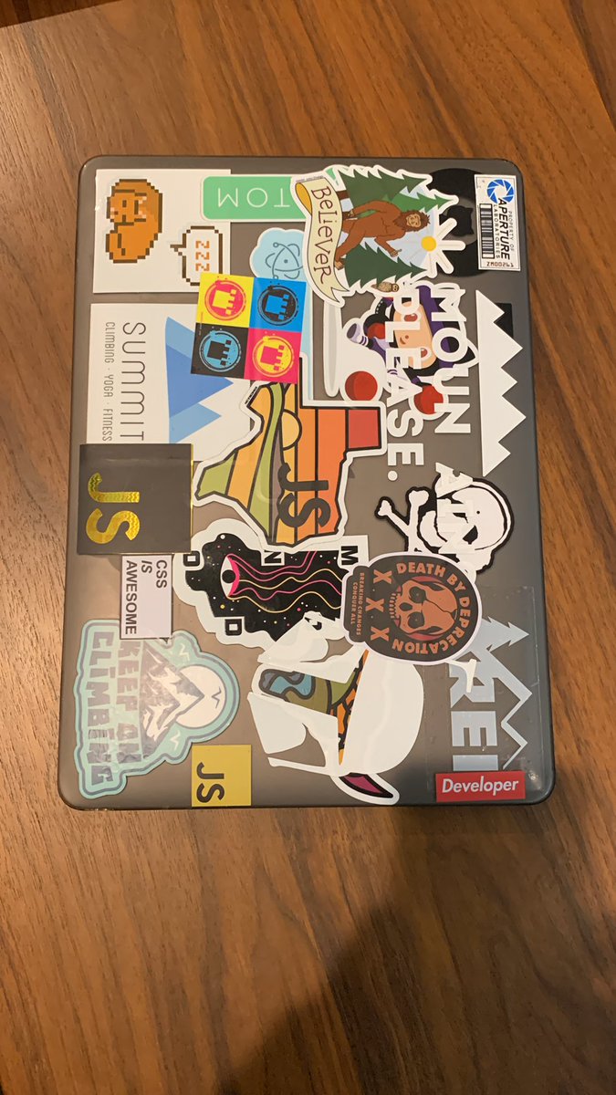 T_rev's tweet photo. @Dom_TheDev @wesbos I put my stickers on a shell so they are easily removable when I want the clean MacBook look! https://t.co/uTl63ZBEiz