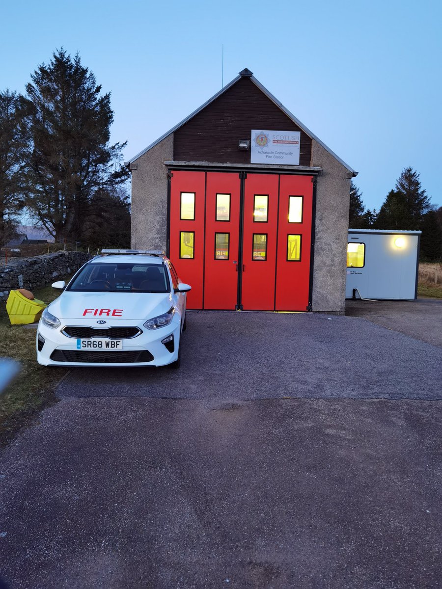 wingnut415's tweet photo. Visit to Acharacle Stn, really positive crew keen to expand role and deliver more. Good to hear SC Robb interviewed 3 candidates for Acharacle last night at Strontian station and SC Stevenson visited Dunvegan. Great to see this engagement with the teams in the Highland West area. https://t.co/n30oFSGypH
