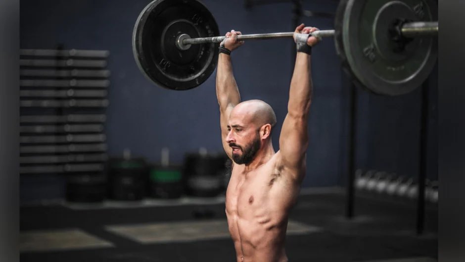 muscle_fitness's tweet photo. INCORPORATE THE PUSH PRESS TO GIVE A NUDGE TO YOUR TOTAL-BODY STRENGTH GAINS
This variation will add strength and power to your upper and lower body.
By Shane McLean. Read article https://t.co/YpazDOeYvy @muscleandfitness @muscleandfitnesshers #pushpress #pushpresses https://t.co/5M2rqo1lmj