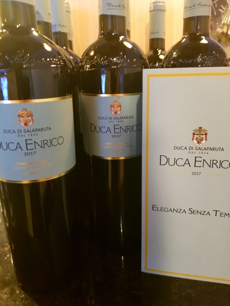 What a sick #wine 🥂🍷 dinner at  <a href="/A_tavola_/">A Tavola</a> in #Winchester #Massachusetts with @ChefCarli lemon 🍋 infused pasta was incredible and Duca Enrico showed all its amazing history in a glass <a href="/DucaSalaparuta/">Duca di Salaparuta</a> @horizonbeverage #Boston #italianwine 🇮🇹 #winelovers 🥂🍷