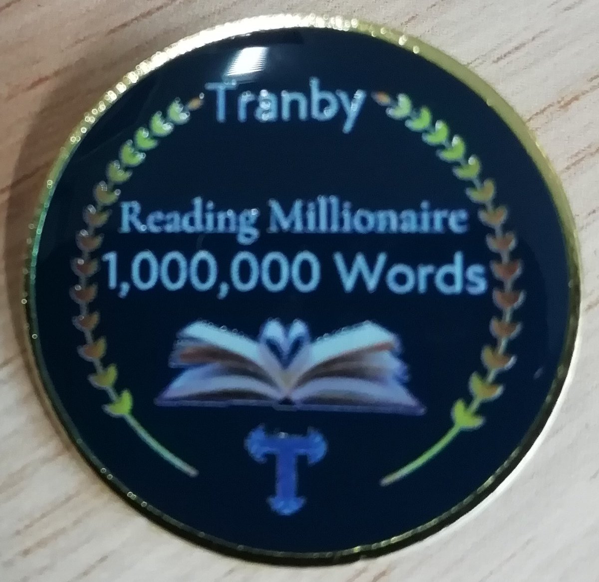 Tranby_Library's tweet photo. We are proud to announce Isabella and Megan in Year 7 have been awarded our new Tranby Reading Millionaire word badges. Isabella was presented with a Guinness World Records 2022 as she has surpassed two million words! 📚#inspiring #celebratingtalent https://t.co/5sHwk2ANcJ