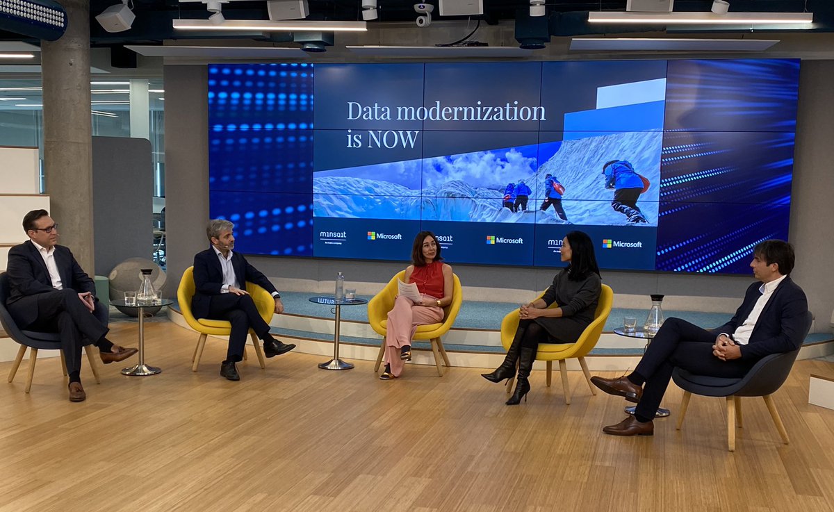 minsaitbyindra's tweet image. “La analítica de los datos impacta positivamente en 4 ejes: los clientes, los empleados, los procesos de negocio y la innovación en productos y servicios” Carolina Castillo. Dir de Partners @MS_Empresas #DataModernizationisNOW