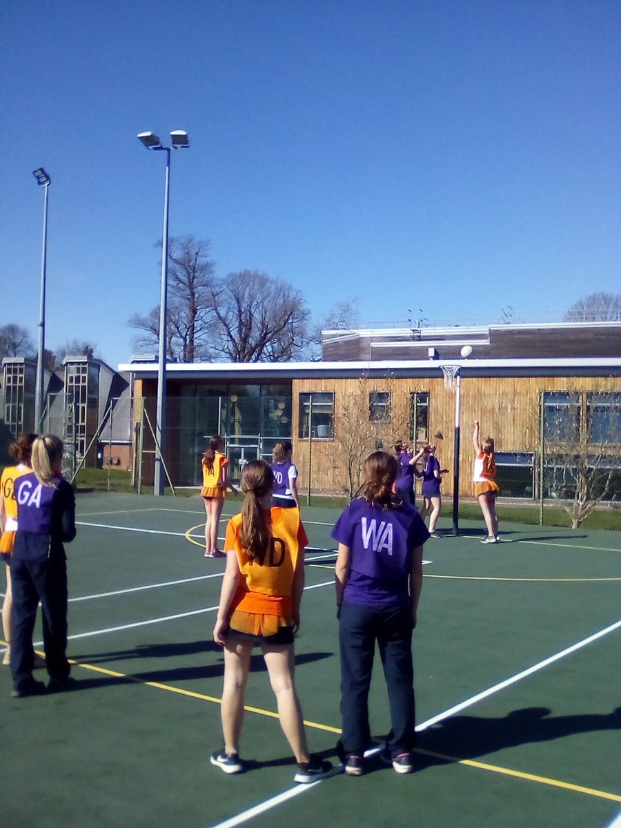 Action shots from inter-house netball in the sun!☀🏐