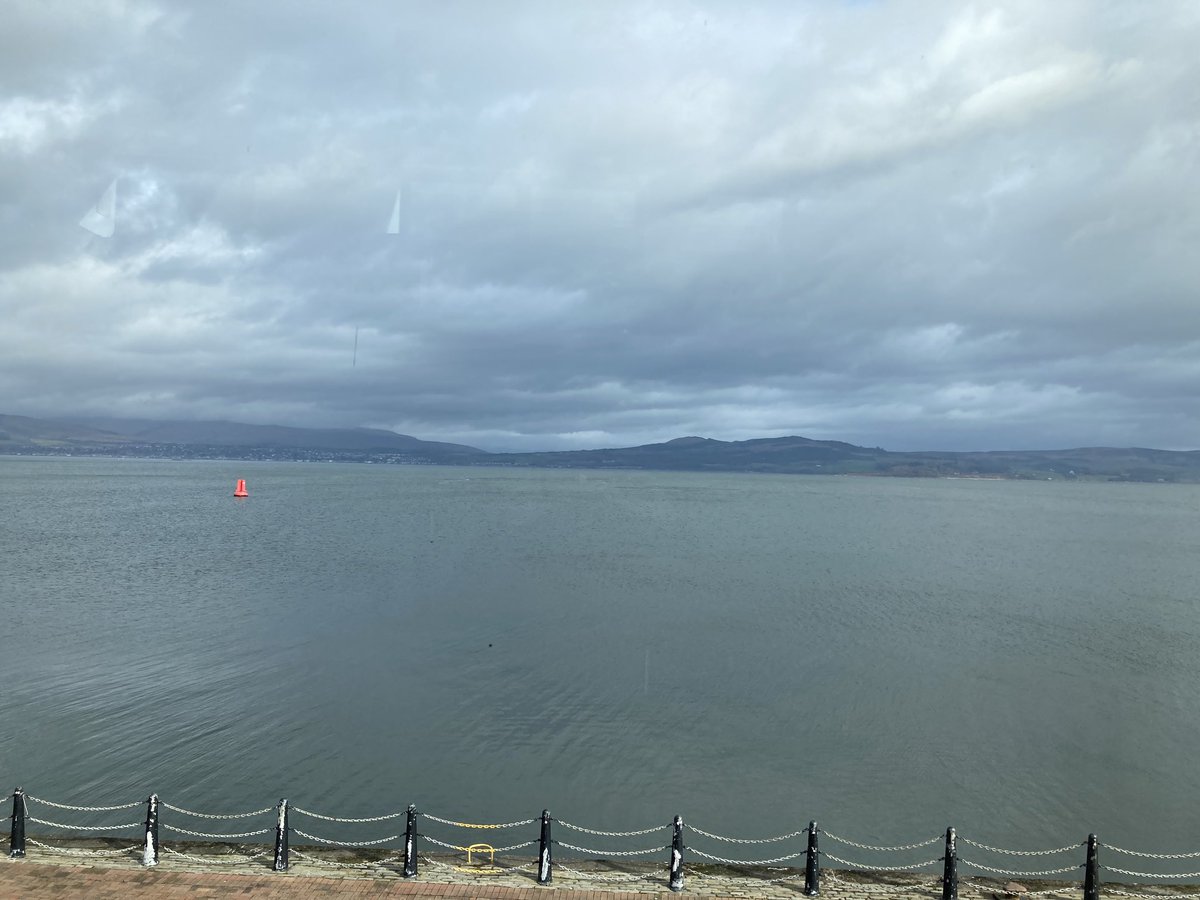 lynnflannigan1's tweet photo. I’ve missed this view #focusoncoordination #Inverclyde https://t.co/QuewVj6bzt