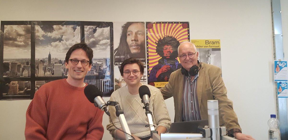 bvanoverbeeke's tweet photo. Vandaag maar direct mijn debuut gemaakt als politiek commentator. Samen met @KramerMerijn in de show van @OmroepDelft 📻

Luister het terug vanaf 1:06 ➡️
https://t.co/N4m0vlSLGe #gemeenteraadsverkiezingen2022 #Delft https://t.co/Z0LH1y9InM