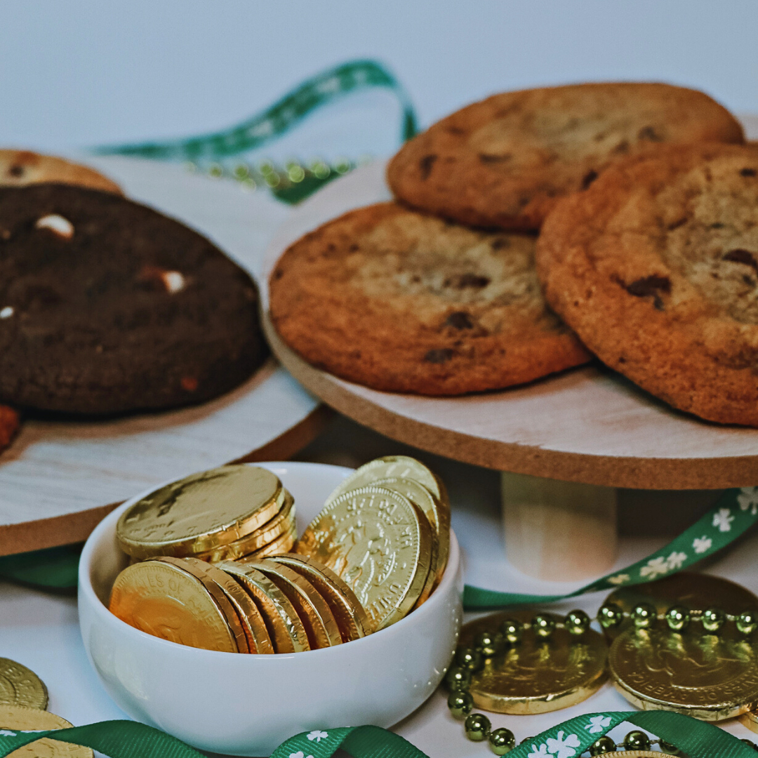 hotboxcookies's tweet photo. 🍀 Happy St. Patrick's Day! 🍀
We're feeling pretty lucky to have the best customers around!
#stpatricksday #stlouisparade #missouri #st.louismissouri #lawrencekansas #columbiamissouri #hotboxcookies #stpattysday https://t.co/xTaX6oInqe