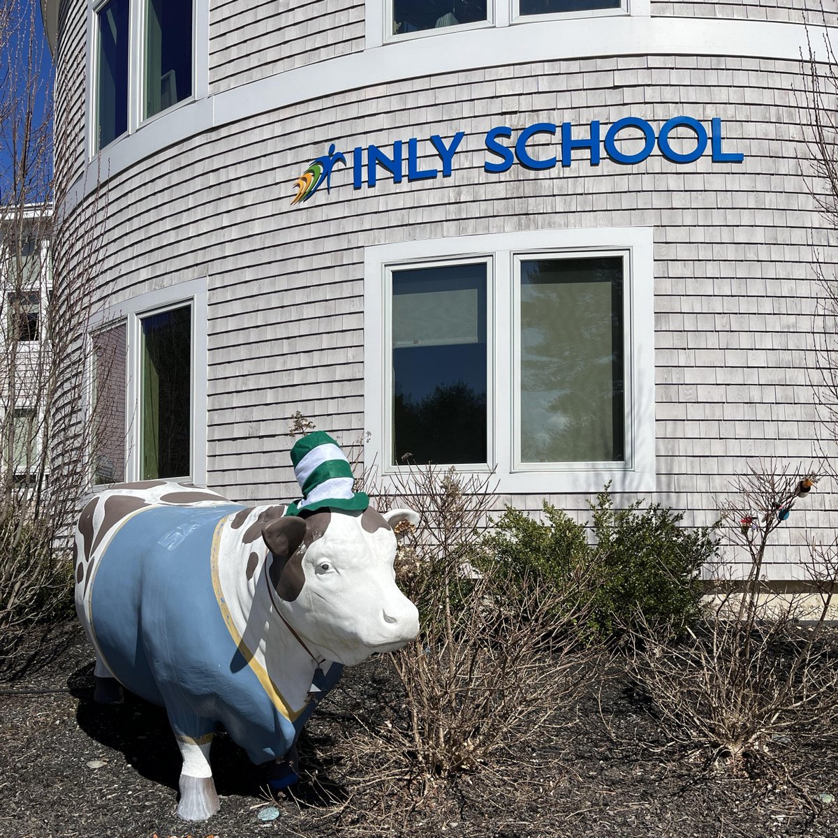 InlySchool's tweet photo. Top o' the morning from the #InlySchool cows, who would like to wish the #InlyCommunity a very #HappyStPatricksDay π π
#InlyMontessoriPlus #OnlyAtInly #LuckoftheIrish https://t.co/eYrWPmhfAq
