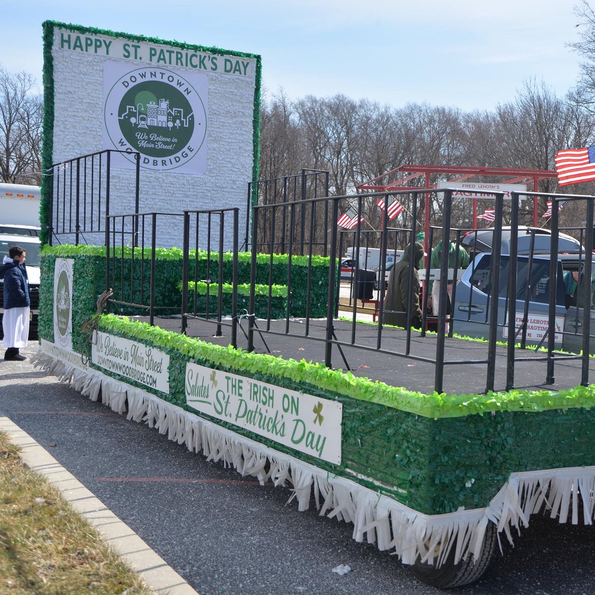 SocialSidekick2's tweet photo. Happy St. Patrick’s Day! 🍀🌈We were thrilled to get the opportunity to design a parade float for our client @downtown_woodbridge. It hit the streets during last Sunday’s 48th Annual St. Patrick’s Day Parade! #stpatricksday #woodbridgenj https://t.co/ViIqPdly0T