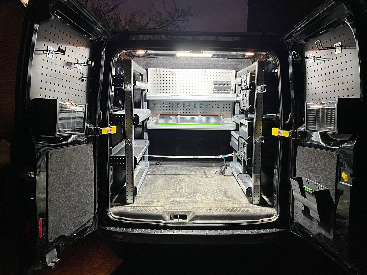 Fonce avec ton atelier mobile et deviens le BEST des carreleurs comme Tom.

Avec seulement 2 kits et quelques accessoires, pour avoir un VUL bien ordonné et être satisfait comme Tom !

✅RDV ici: bit.ly/3i4S9Q0

#aménagementdevehicules #bottsmartvan #worksmartbott