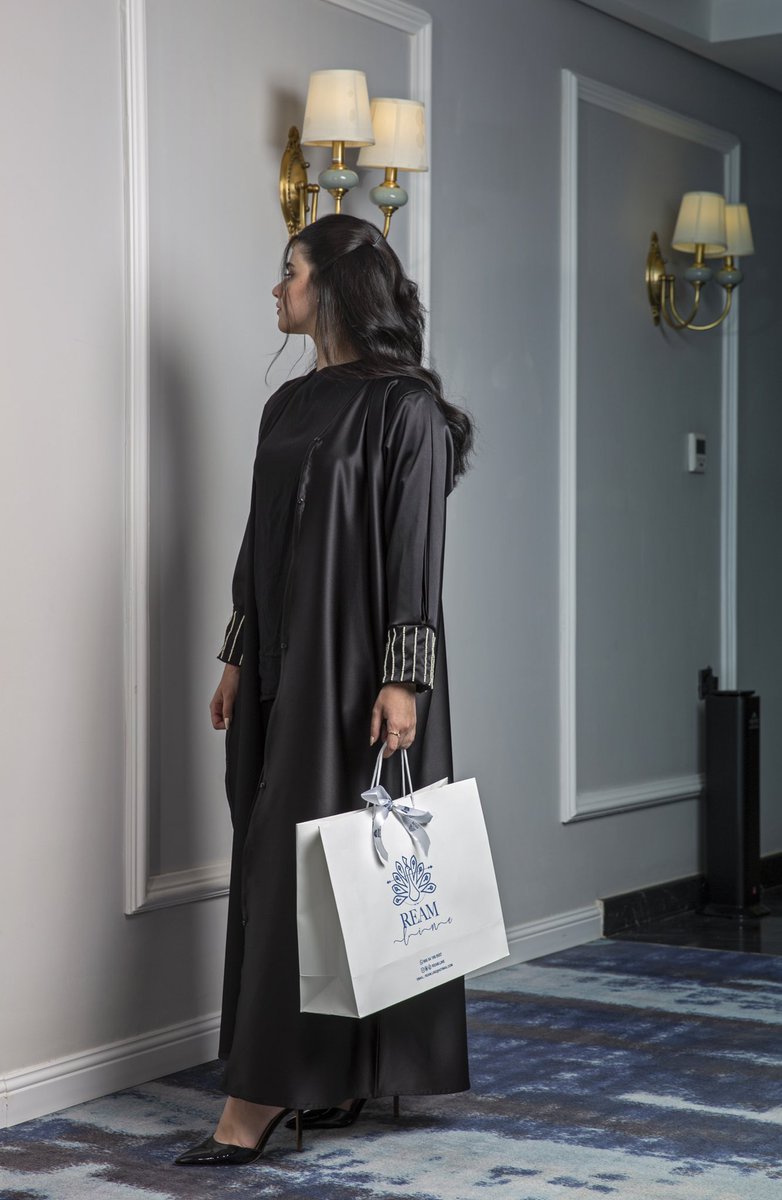 l_studio_sa's tweet photo. تصوير عبايات لـ REAM LINE  
 
Abaya collection for Ream Line.  
Model: Rube 
Place: @gulanarhotell 
•
check the new photoshoot in our page | @l_studio_sa 
#photography #PHOTOS #PhotographyIsArt https://t.co/JdGmehdfDD