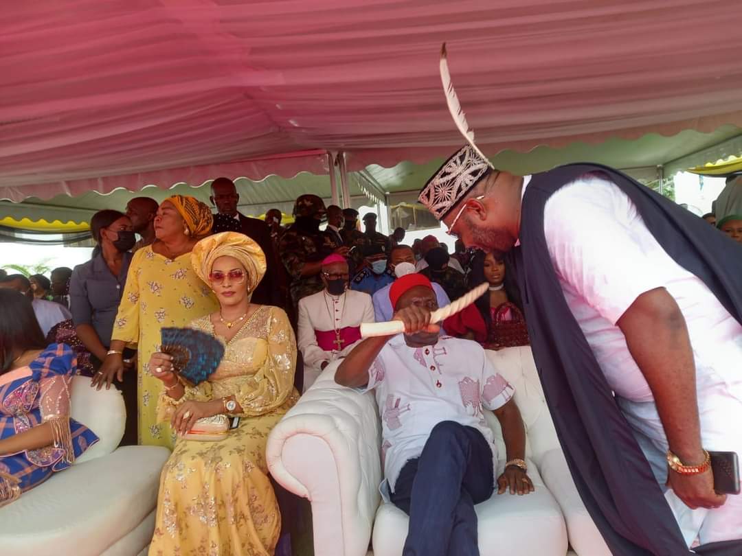 Bianca slaps Obiano's wife