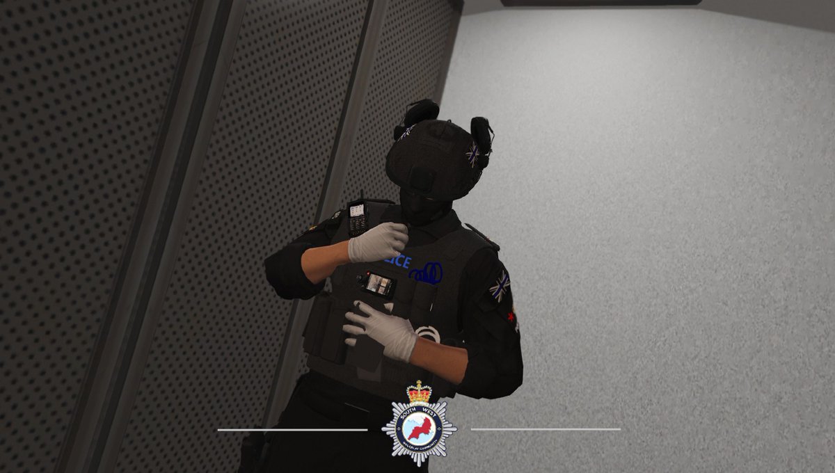 ARG_SWRPC's tweet photo. Look at who we caught in action! Our wonderful Superintendent and AFO Merlin Huxley getting ready to go out and fight crime! https://t.co/UFEOSLxNWc