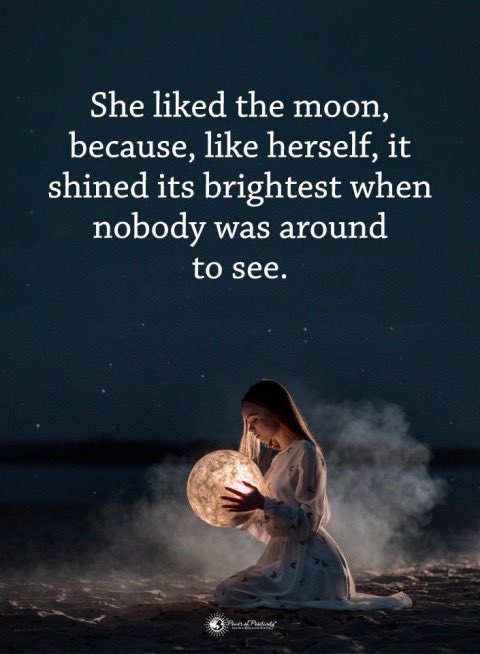 kyleilarson's tweet photo. She liked the moon, because, like herself, it shined its brightest when nobody was around to see. #kyleilarson #moon #StPatricksDay #Starlink #ThursdayVibe https://t.co/np4fNCaHiE