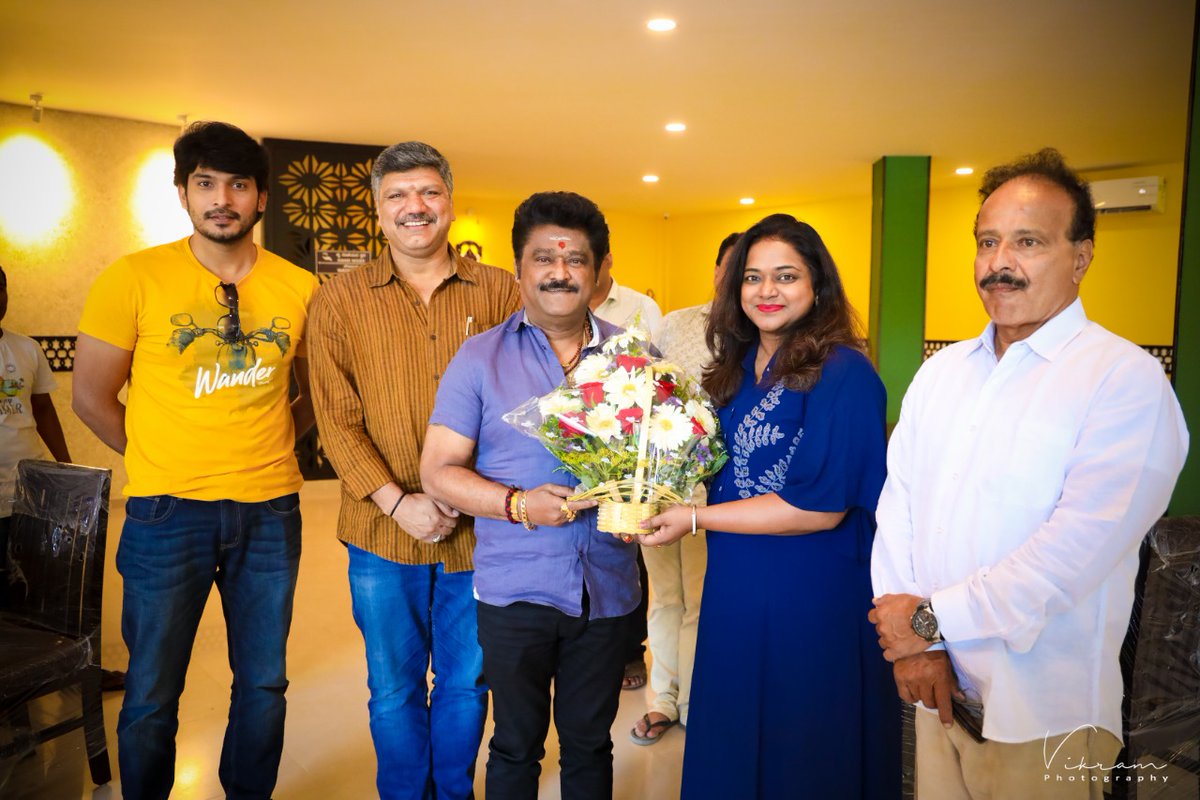 MysuruMirchi's tweet photo. A very happy birthday to @Jaggesh2 sir......keep smiling always sir 
From @MysuruMirchi and @shrunaidu https://t.co/psZIp2y5Gd