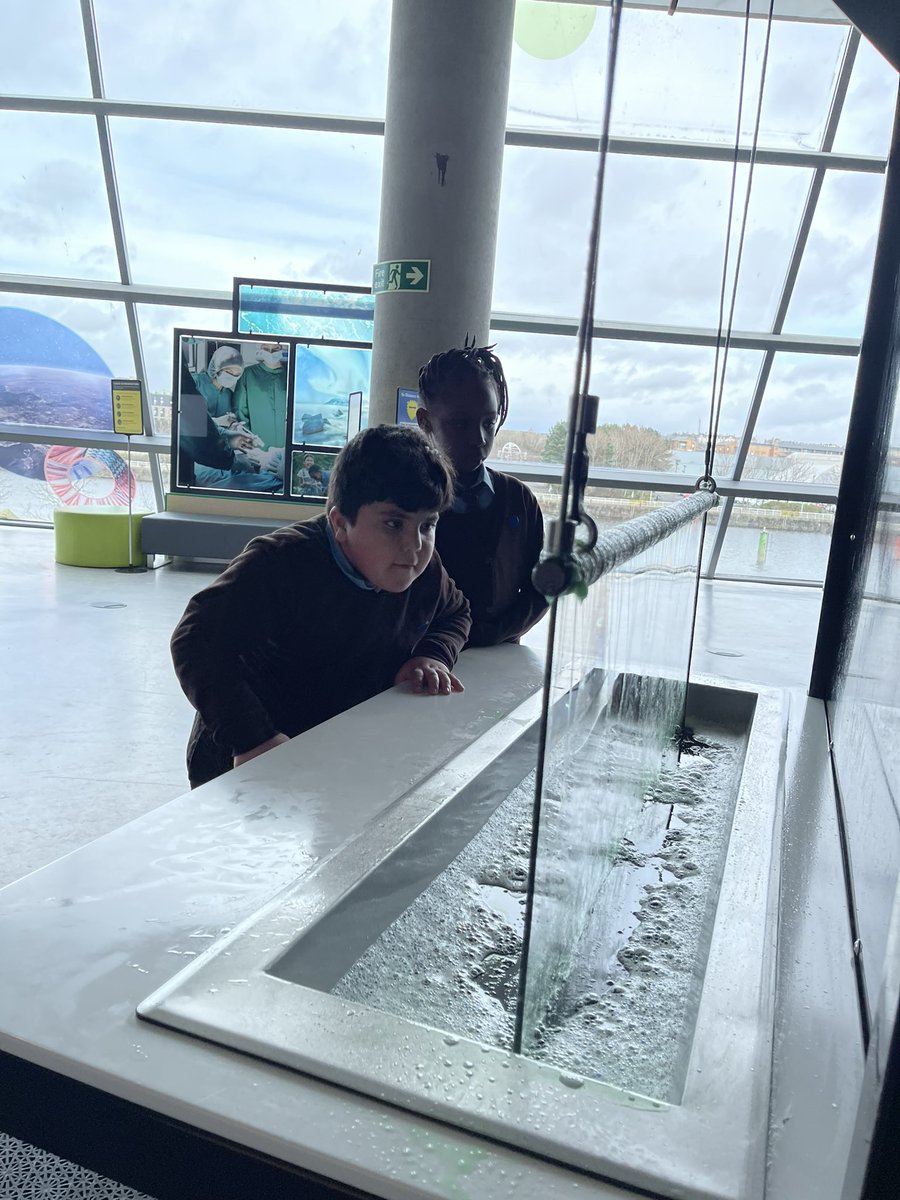MrMcNulty3's tweet photo. Primary 4/3 have been having a fun trip to the science centre! @StBlanesGCC @AislinnGallana1 https://t.co/gXmbs0rMq7
