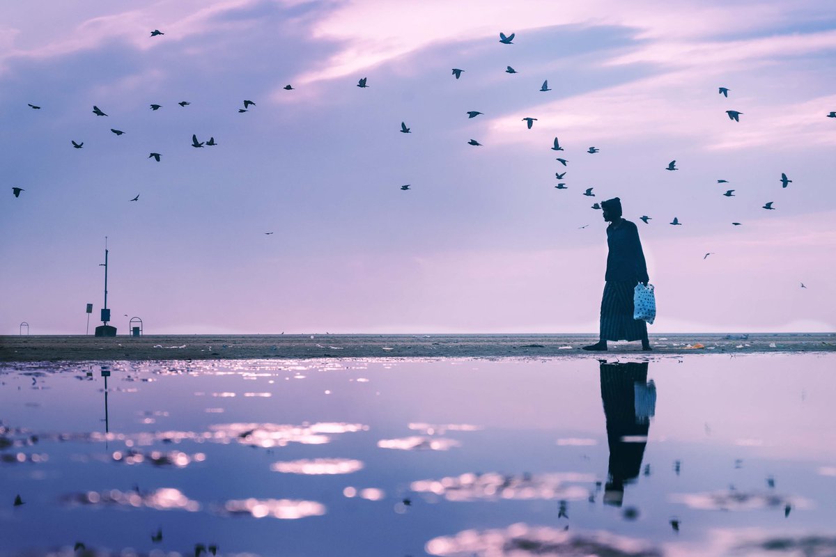 madgem_in's tweet photo. Reflection captured at #marinabeach Chennai.
#photography #travel #travelpics #reflections #landscape #chennai #TamilNadu https://t.co/xjBIBBuyW1